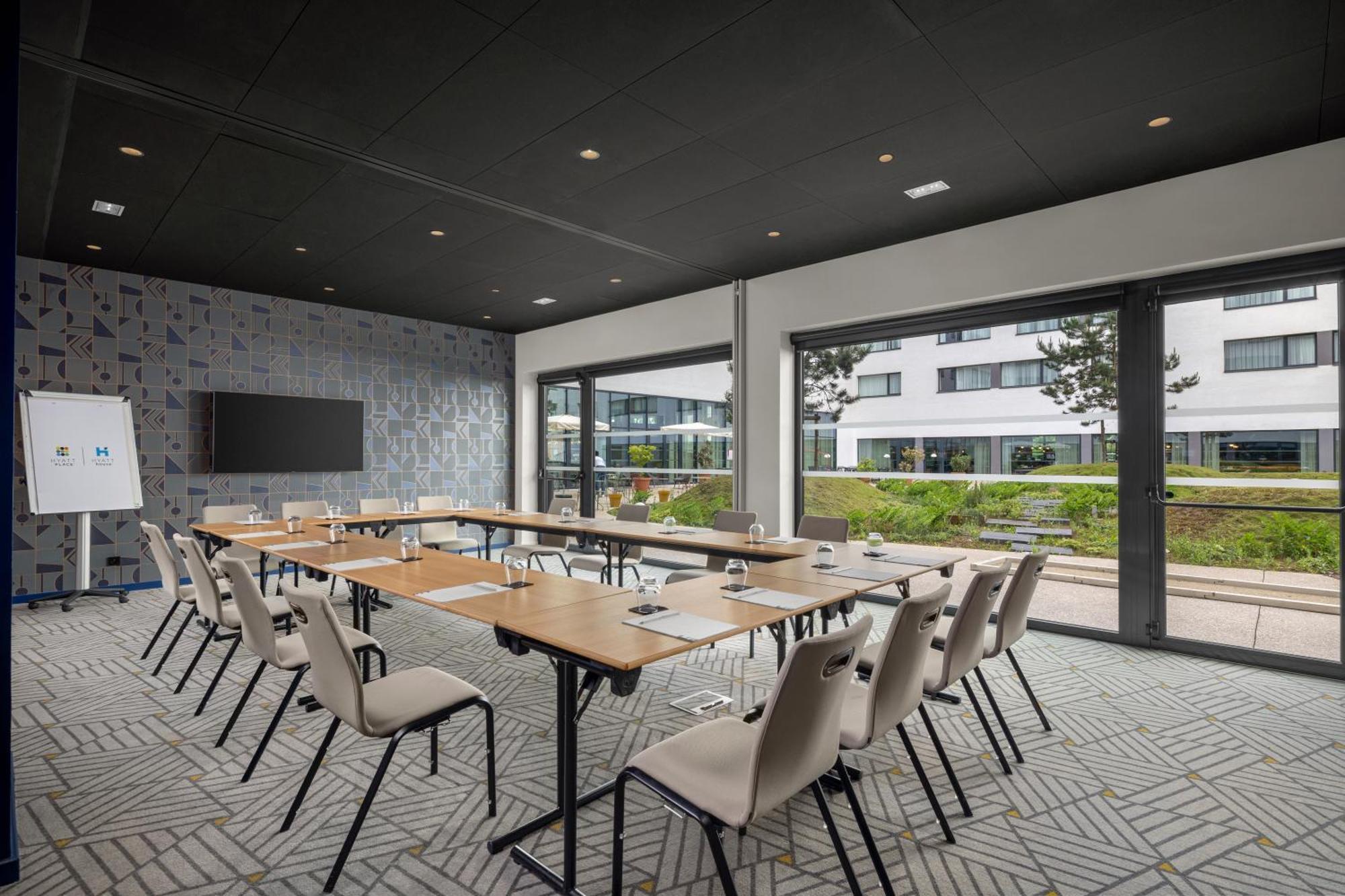 Hyatt House Paris Charles De Gaulle Airport Hotel Roissy-en-France Ngoại thất bức ảnh